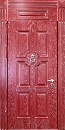 Входная термодверь с фрамугой, кнокером, красными панелями МДФ с багетом и патиной